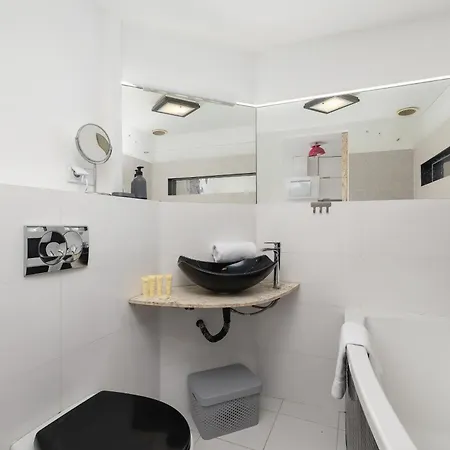 Klimatyzowane Do Pracy Zdalnej W Centrum Krakowa Z Antresola I Wanna By Renters *